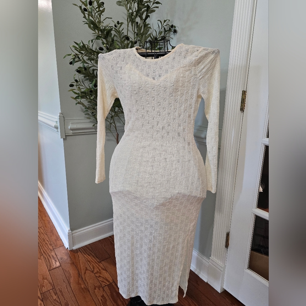 Elegant Cream Long Sleeve Dress